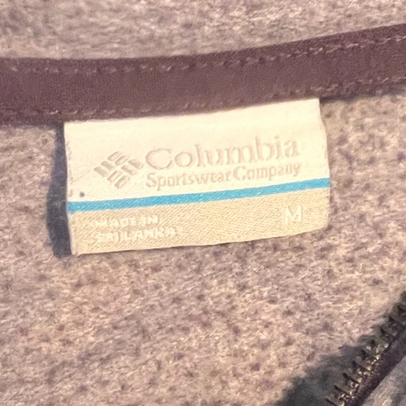 Med - Light purple Columbia Hoodie - Picture 4 of 4